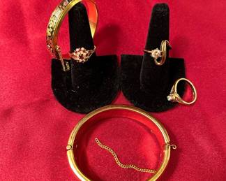 434 Finer Costume Jewelry