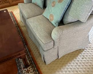 Henredon small sofa or love seat