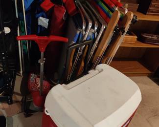 Picnic in style, seating for sand or grass, wheeling cooler/seat and scooter