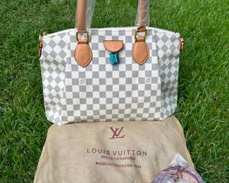 Louis Vuitton tote NEW