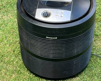 Honeywell HEPA allergen remover purifier