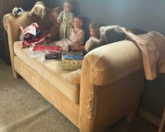 Antique lounge bench