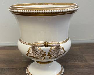 Early Spode Footed Cachepot with Gold Leaf Trim. Photo 2 of 3.