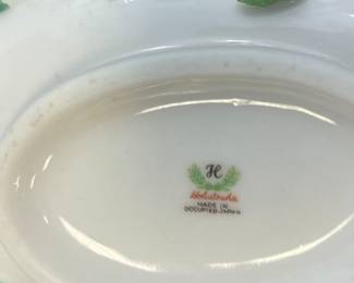 Victorian Occupied Japan Covered Tureen & Under Plate. Measures 5" x 3". Photo 2 of 2.