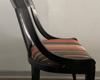 Set of 6 Vintage Baker Furniture Palladian Regency Dining Chairs in Maple & Cherry Frame In Ebony Lacquer Finish. Set Includes 2 Arm and 4 Side Chairs. Photo 2 of 3.