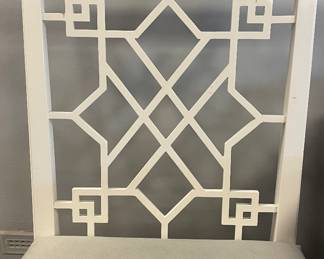 Set of 4 Baker Furniture White Chinese Chippendale Style / Lattice Back White Chairs. Photo 2 of 3.