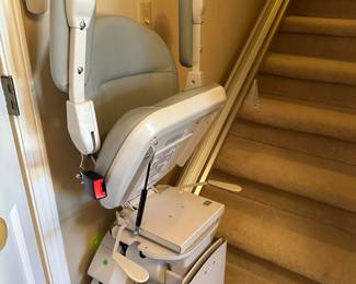 Chairlift- short steps