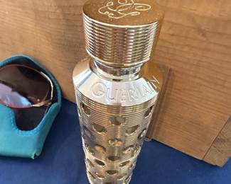Guerlain perfume