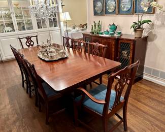 Antique mahogany dining table with dual pedestal and 8 chairs