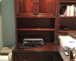 Quality Mahogany Wood Mahogany Sectional Office Storage Unit