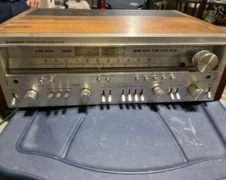 Another View Pioneer SC-850 Stereo Receiver Lights up