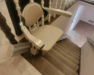 BRUNO ELAN SRE-3000 STAIRLIFT INSTALLED IN 2013