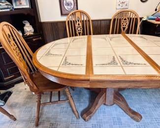 Table and six chairs 