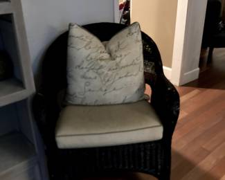 Side chair with modern pillow, wicker, well made, very sturdy