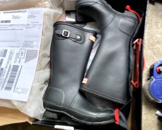 Tons of Youth Boys LAX Gear, including a DPOLE from Nike; $250 gloves, used once and mulitple sticks and gear bags.