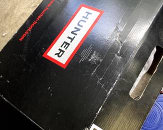 Hunter, never worn, Youth size 3 boots, in box