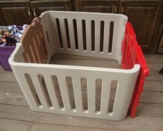 Little tikes play pen