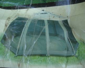 Coleman Insta-Clip screen house 14'x12'x48"