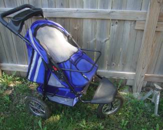 Pet stroller
