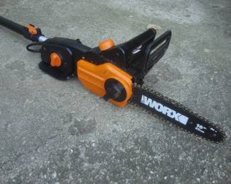 Worx chain saw with extension pole