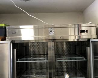 SUMMIT COMMERICAL REFRIGERATOR MODEL #SCRR490