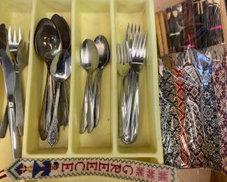 Mid century kitchenware 