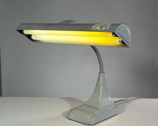 RETRO WORK TABLE LIGHT | Gray painted with a gooseneck mount - l. 18 x h. 16 in (approx.)