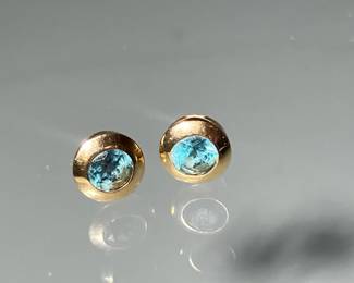 PAIR ROUND AQUAMARINE & 14K GOLD EARRINGS | 
having central round mixed cut aquamarines (5.5mm dia. approx.) set in 14k gold