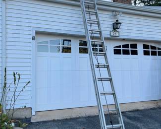 EXTENSION LADDER | 12’ unextended - l. 144 x w. 16 in