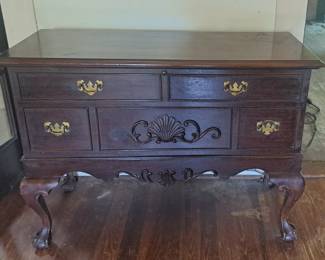 Lane Cedar chest