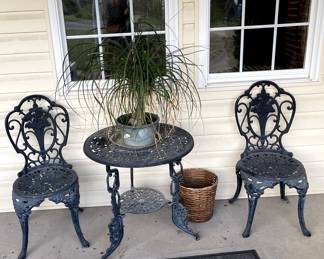 Outdoor Iron Furniture