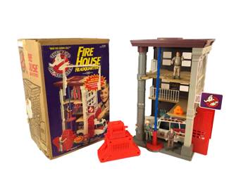 1984 The Real Ghostbusters Firehouse Headquarters With Original Box