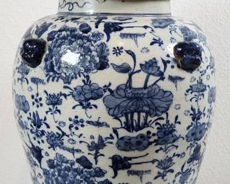 Nice Chinese Blue & White Foo Dog Ginger Jar