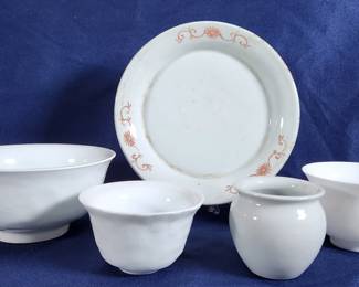 Chinese Glazed Porcelain Dinnerware