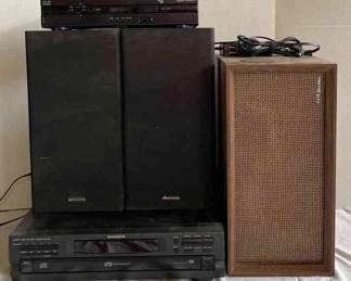 Magnavox Multi Disc Carousel Changer And Two Speakers, Cisco Cable Box, And Two Vintage RCA Victor Speakers