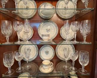 Silverware serving dishes