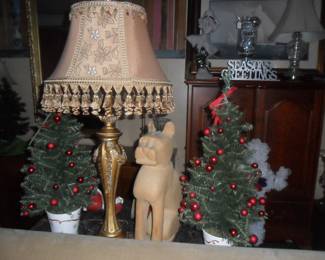 Matching Christmas trees, Lamp and wood cat