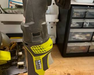 Ryobi sander