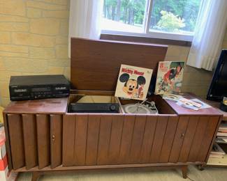 Mid Century Console Stereo