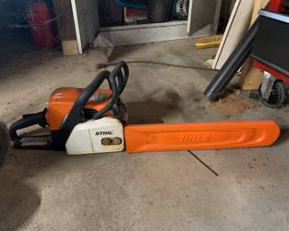 Still Chain Saw