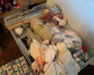 Yarn & Craft Supplies