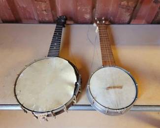 #6004 • (2] Banjos
