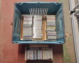 #7000 • Tote of CDs
