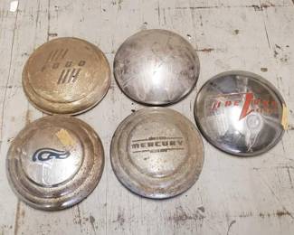 #7288 • (5) Hubcaps
