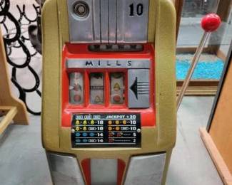 #558 • Mills 10cent Slot Machine
