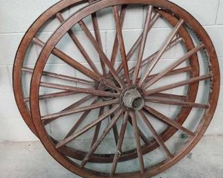 #569 • (2) Wagon Wheels
