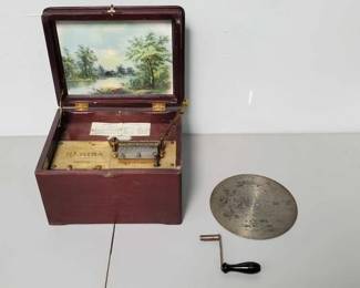 #576 • Regina Disc Music Box
