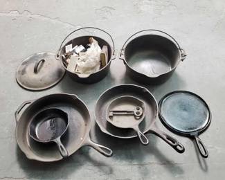 #600 • (2) Cast Iron Pots & (6) Cast Iron Pans
