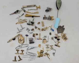 #2414 • Cufflinks and clips
