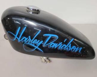 #685 • Harley Davidson gas tank
